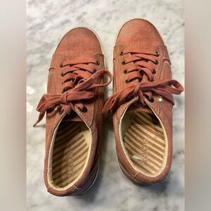Taos Footwear Rust Canvas Sneakers